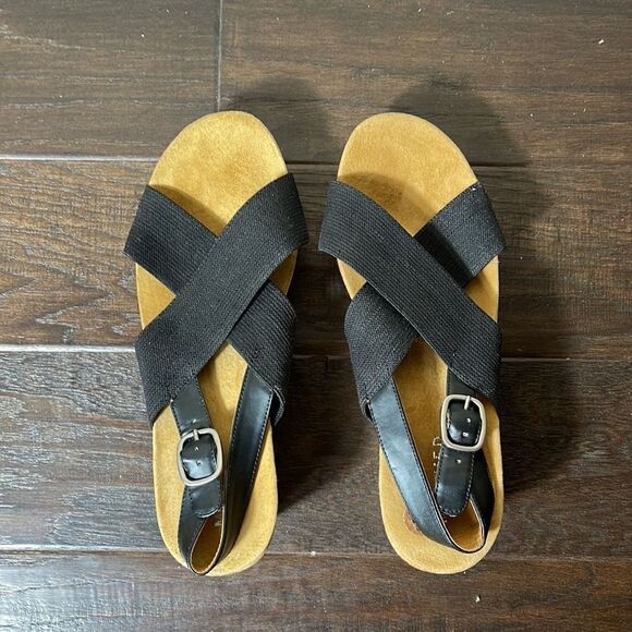 MICHELLE D BLACK WEDGE SANDAL SIZE 10 - Picture 7 of 8